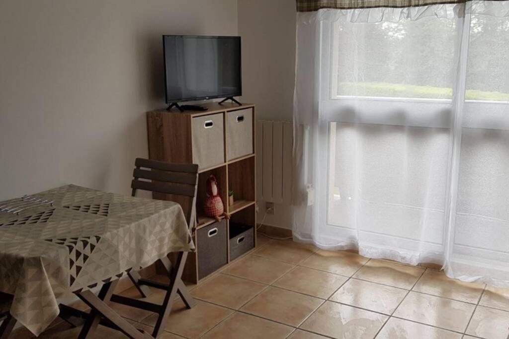Appartement studio tout confort à Courseulles-sur-Mer Extérieur photo