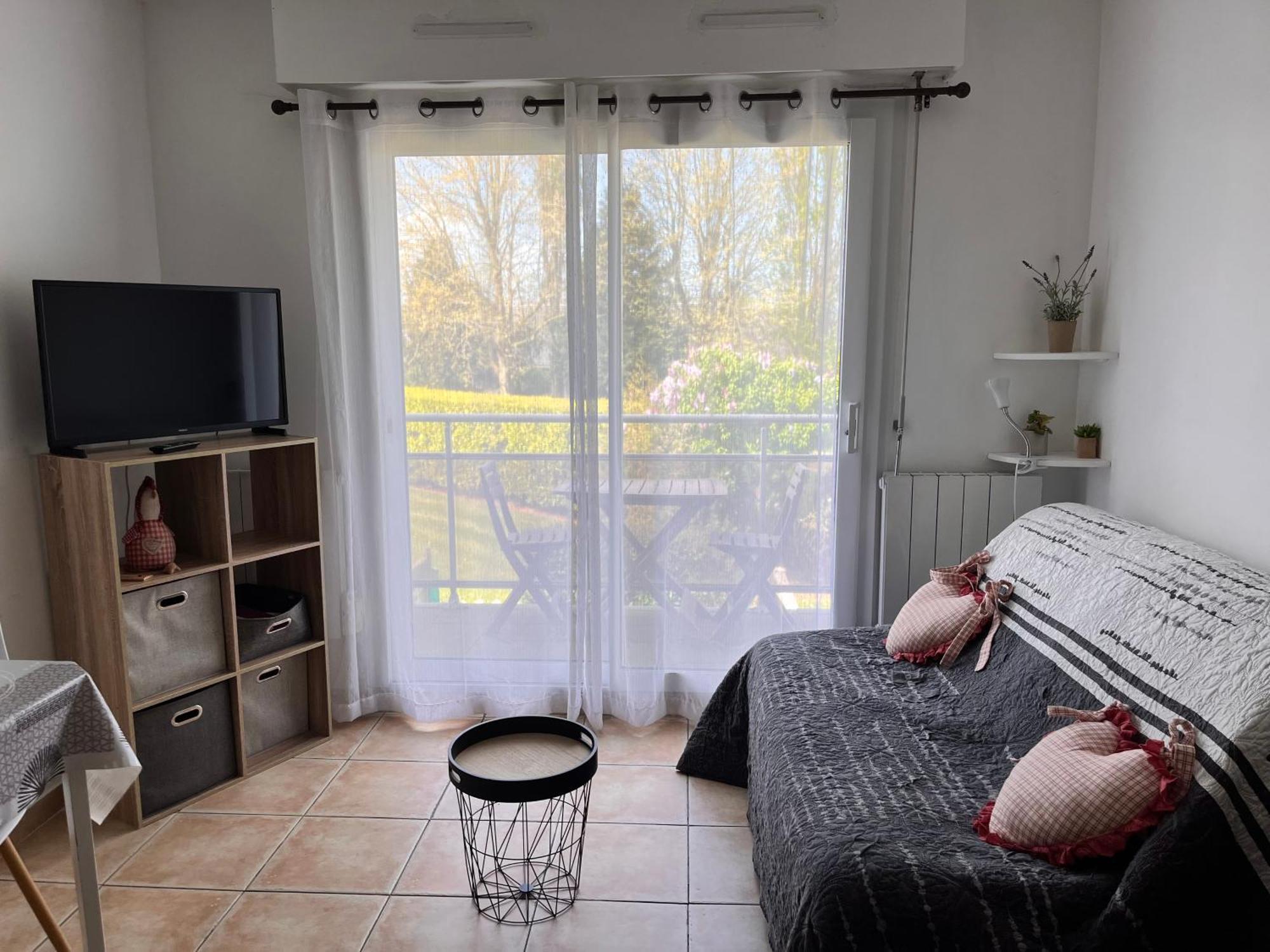 Appartement studio tout confort à Courseulles-sur-Mer Extérieur photo